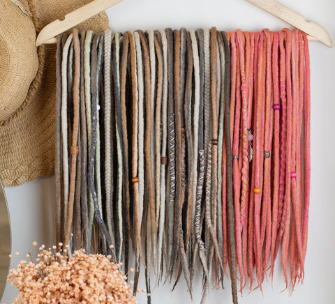 Flowering tree full set – 60 double-ended wool dreads